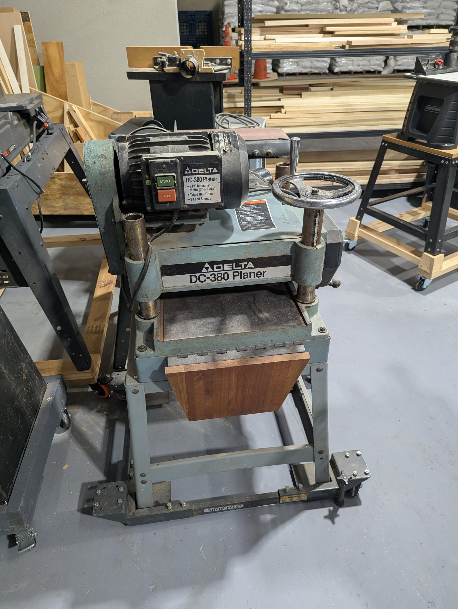Delta DC-380 15" Thickness Planer